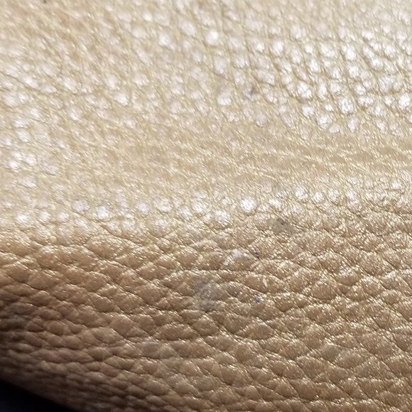 COPY - Golden Tan Shoulder Bag - Picture 12 of 16